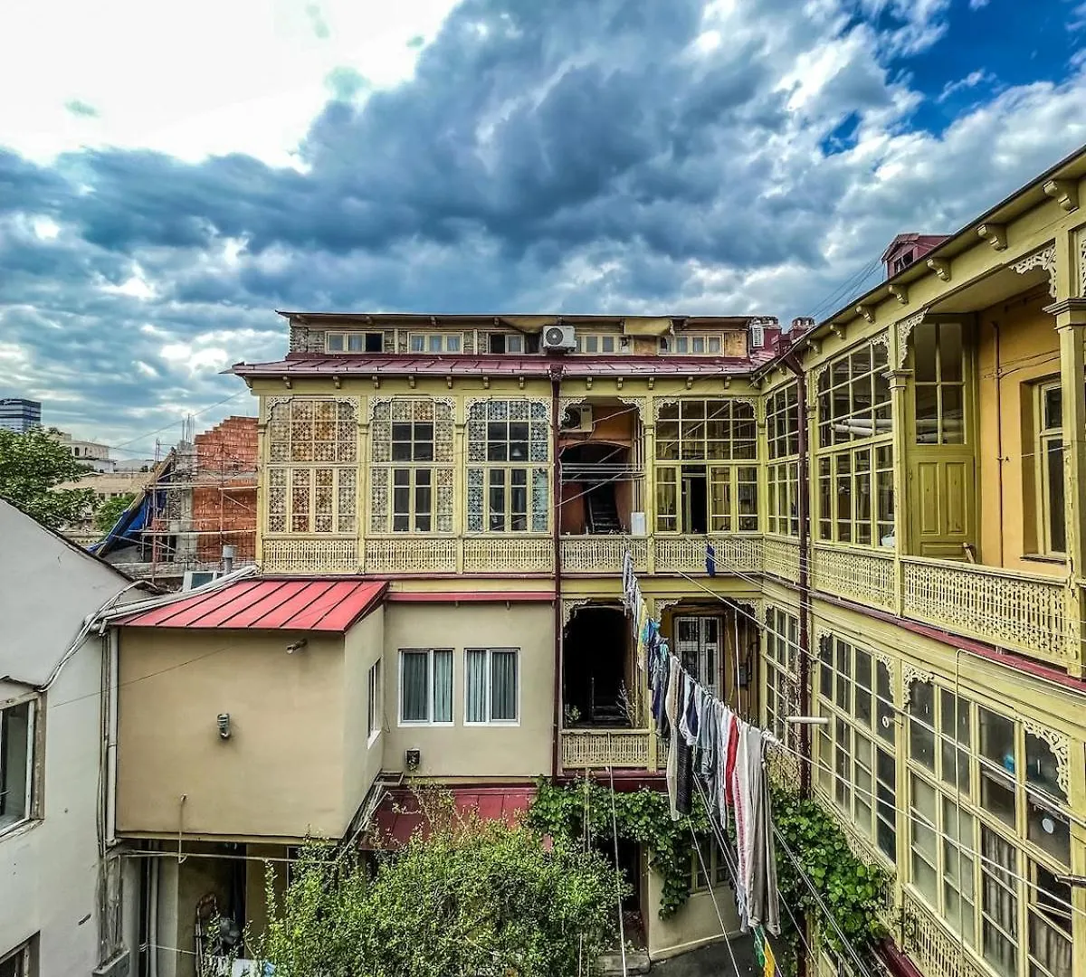 Апартаменты Georgian Sun, Мансарда В Центре Города Tbilisi