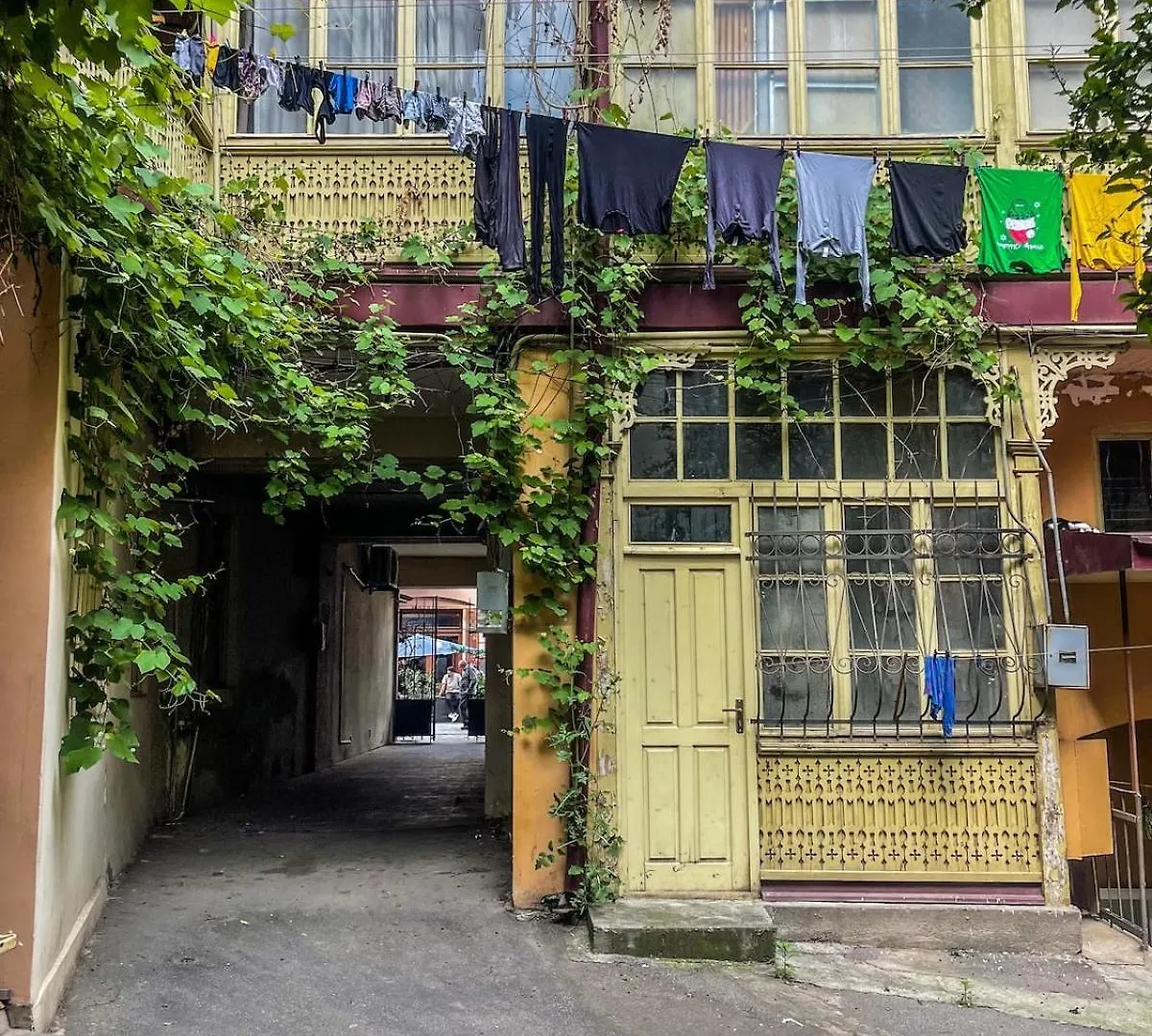 Апартаменты Georgian Sun, Мансарда В Центре Города Tbilisi